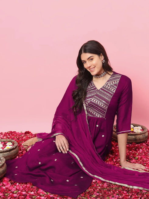 Purple Silk Blend Pant Suit 190986 Closure View